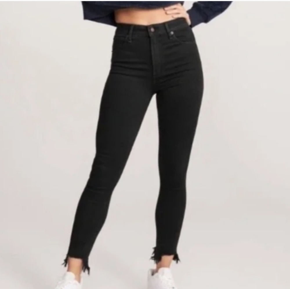 Abercrombie & Fitch Black Raw Hem The Super Skinny Ankle High Rise Size 26R